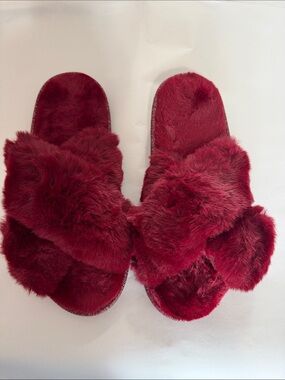 Faux Fur Crossband Slide Slippers - Burgundy